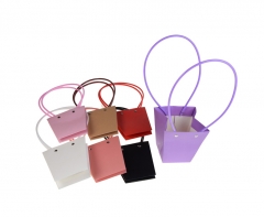 113 Tašnice za cveće